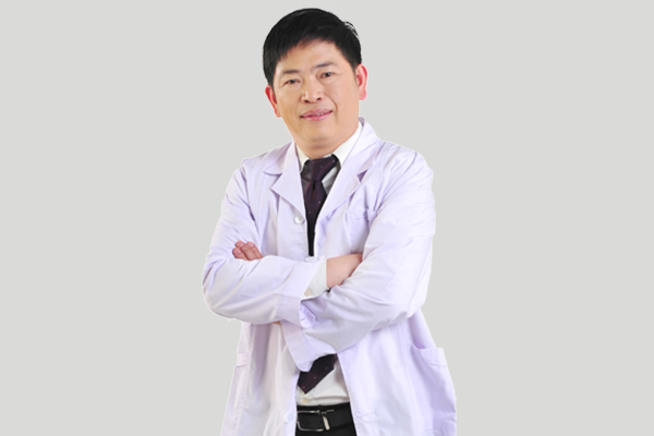 熊志華院長 熊誌華